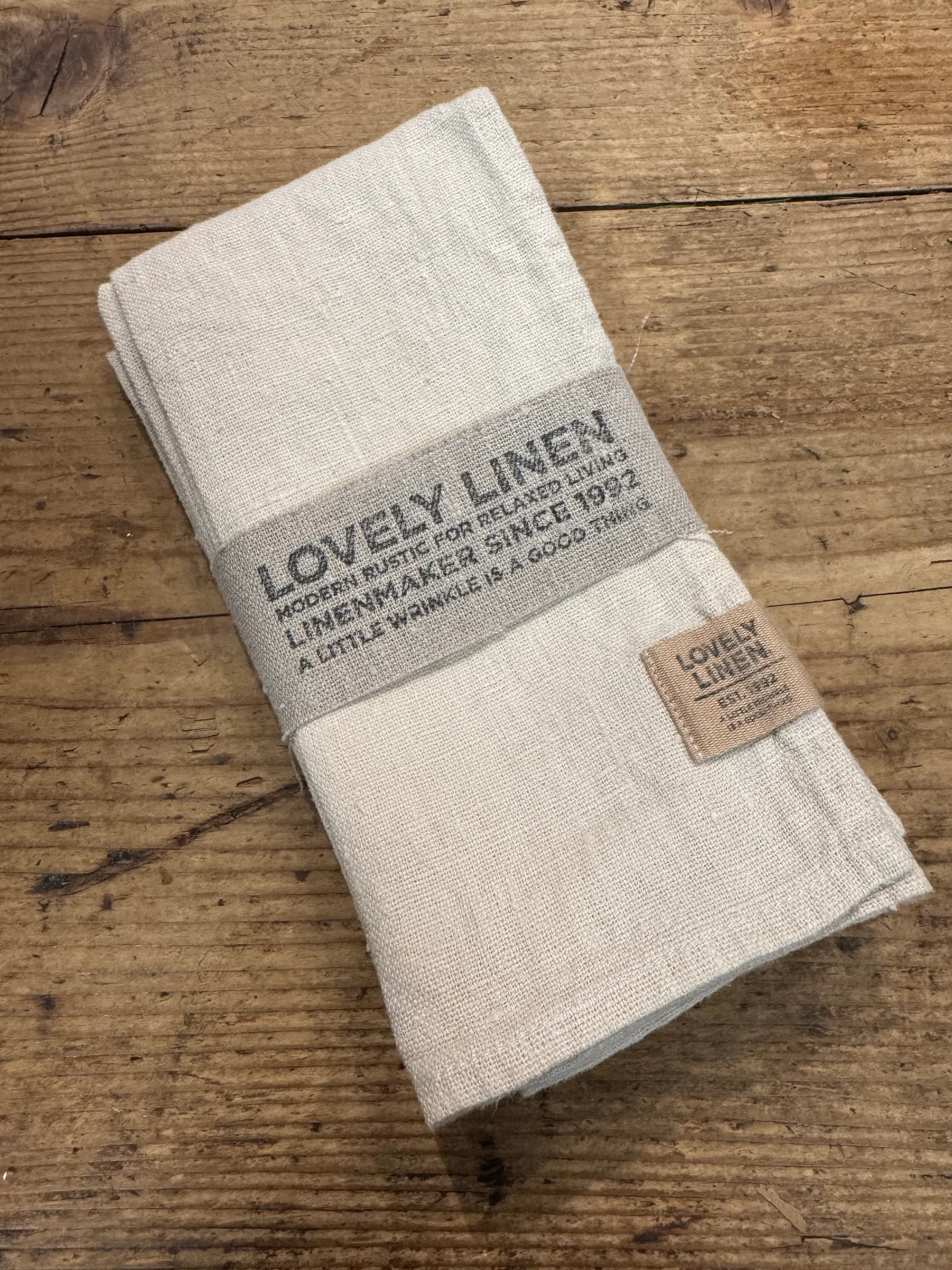 Lovely Napkins Vanilla