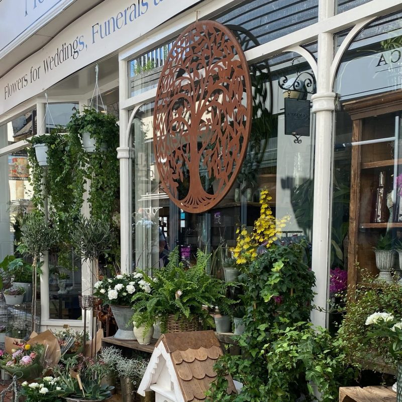 F&G-OutsideShop-2